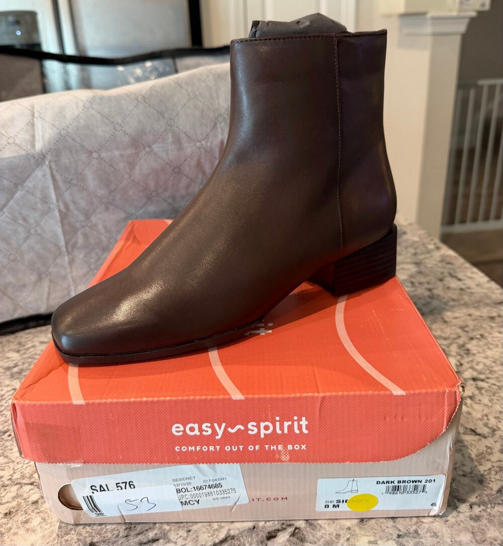 Easy Spirit Sidney Bootie - Brown - Size 8